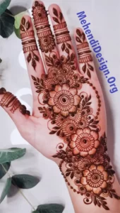 Simple Floral Henna Design for Eid