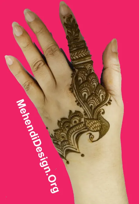 Trendy Henna Designs for Finger photo and picture