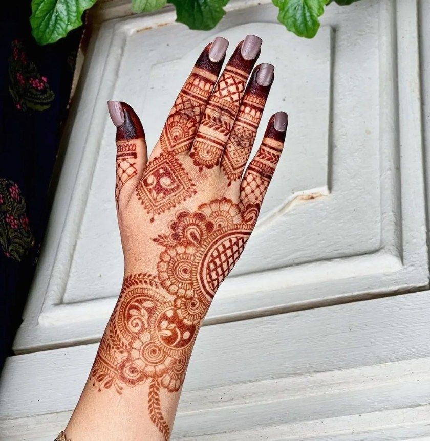 Mahandi dijain Photo simple Back Hand 2