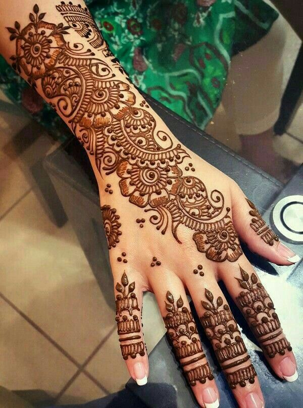 Mahandi dijain Photo simple Back Hand 7