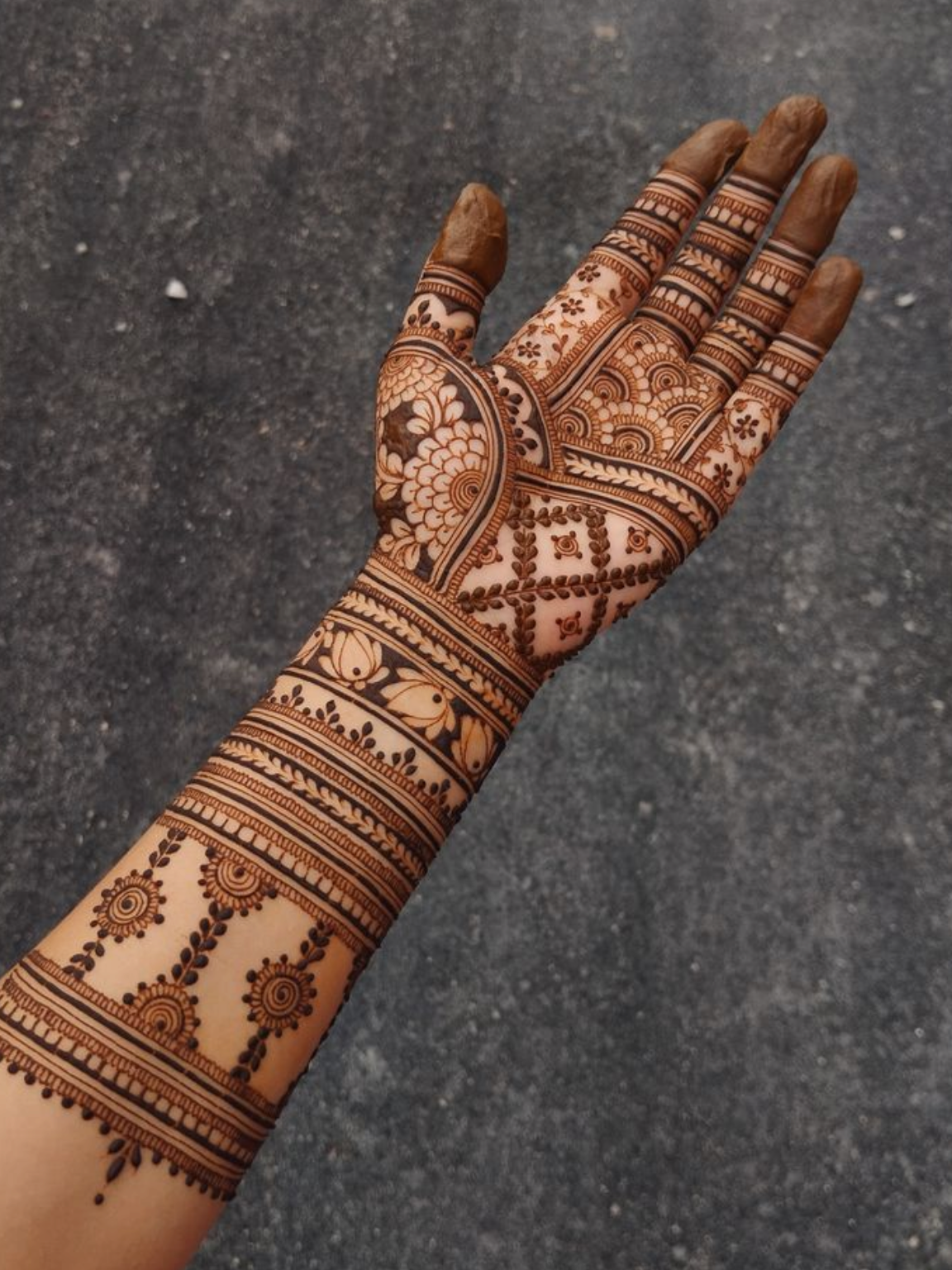 royal front hand mehndi design 16 royal front hand mehndi design 16