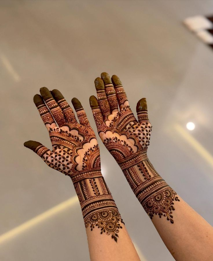 royal front hand mehndi design 18 royal front hand mehndi design 18